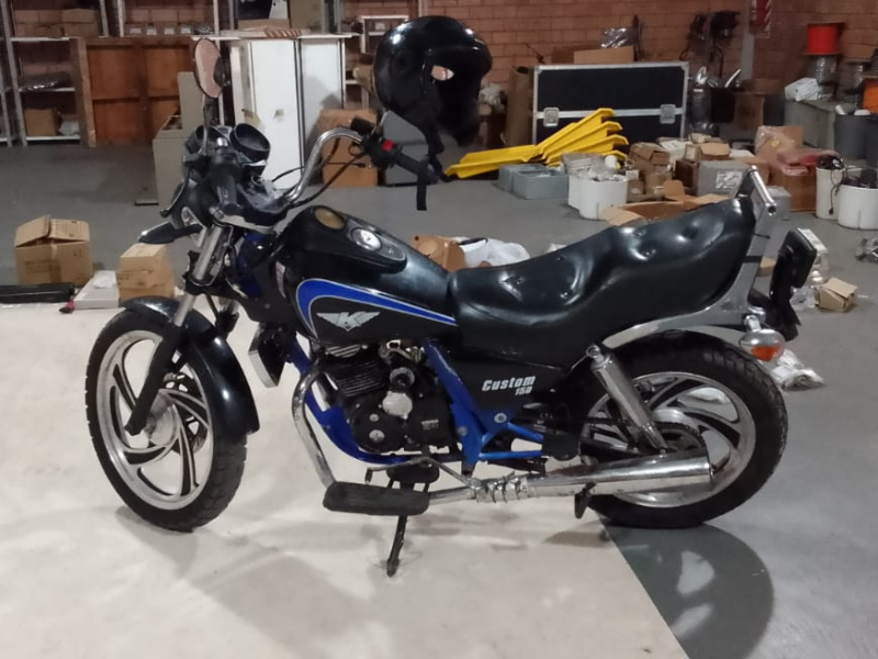 moto kenton custom 150cc